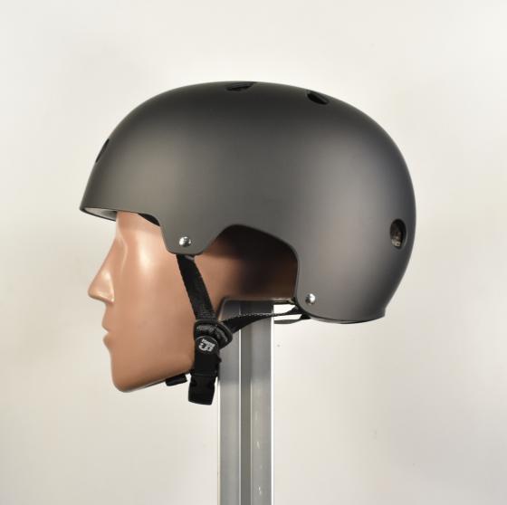 Hangup Skate-Helmet